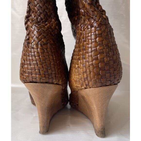 Kenneth Cole Brown Leather Straw Woven Wedge Boot Sz 7.5 Italy Concert - Picture 4 of 12